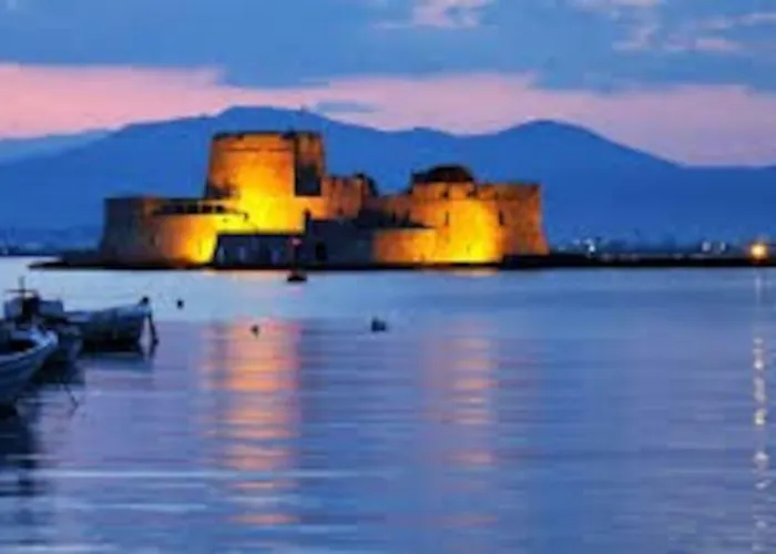 Hellona House ,sunny&cozy Apartment's * Nauplion