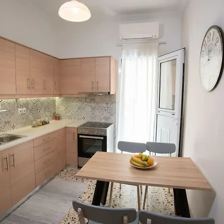 Apartment Hellona House ,sunny And Cozy Apartment's