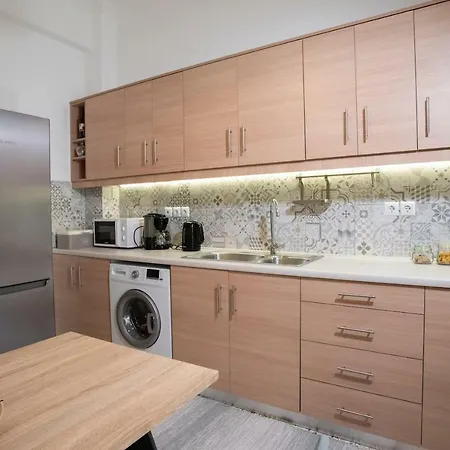 Hellona House ,sunny And Cozy Apartment's Нафплион