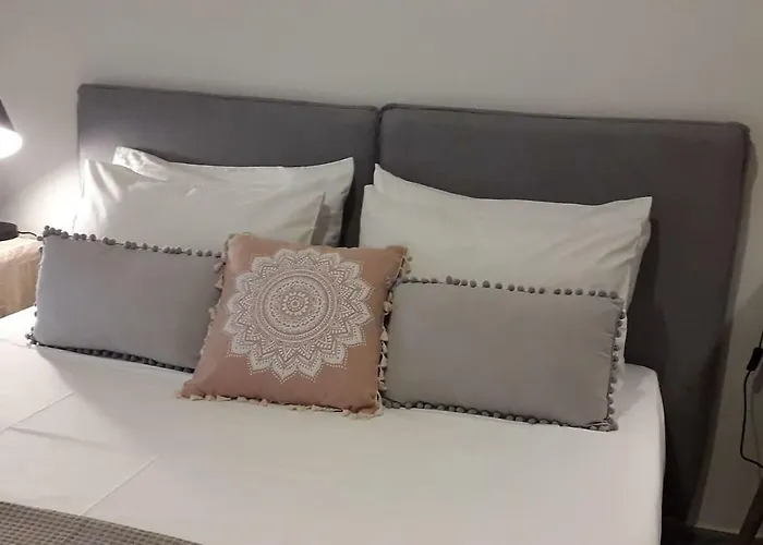 شقة Hellona House ,sunny And Cozy Apartment's *