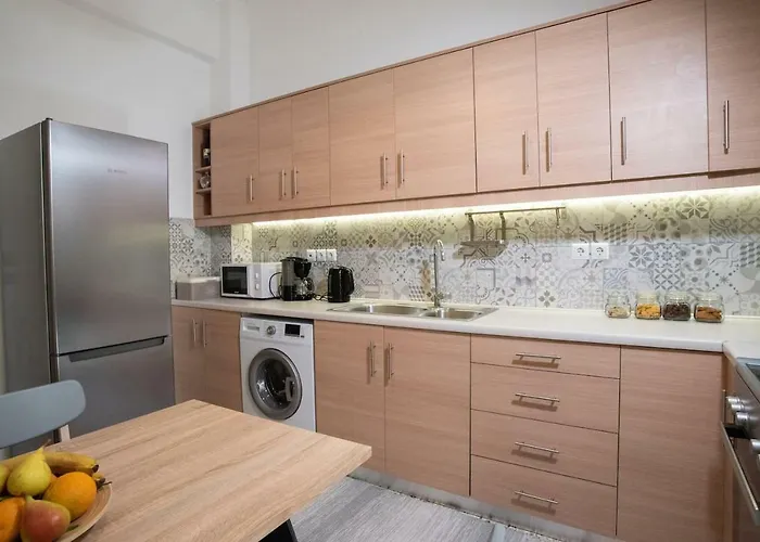 Hellona House ,sunny And Cozy Apartment's نافبليو